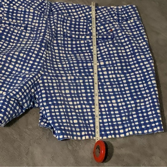 Tommy Hilfiger Classic Blue & White Checkered Shorts - Picture 9 of 10